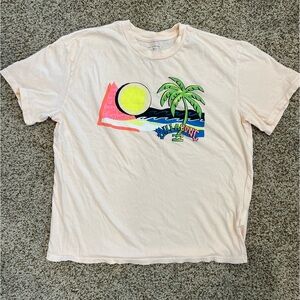 Billabong women’s  Pipe New Boy t-shirt size M in peach.